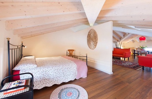 Lodi Cama Y Desayuno | Bed and Breakfast Villa Laila