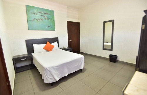 Torreón Hotel | BED BED HOTEL PERLA