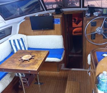 Viareggio Alquiler De Eote | Bed & boat brezza del mare