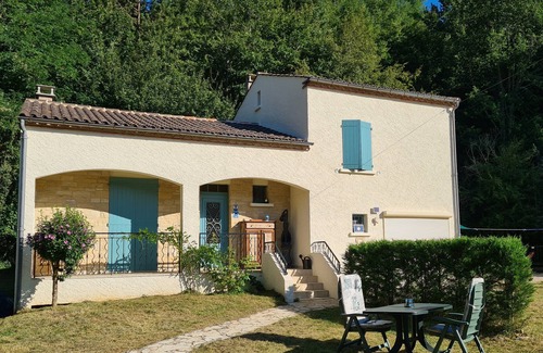 Frayssinet-le-Gelat Cama Y Desayuno | Bed & Breakfast / Chambre d'hôtes 'La Perle de Frayssinet-Le-Gélat', France