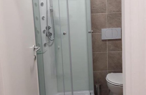 San Donato Milanese Cama Y Desayuno | Bed&breakfast BBqueen Sandonato Policlinico