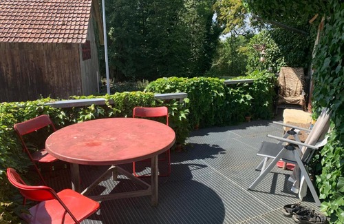 Zuzgen Cama Y Desayuno | Bed & Breakfast in einer Kunstgalerie
