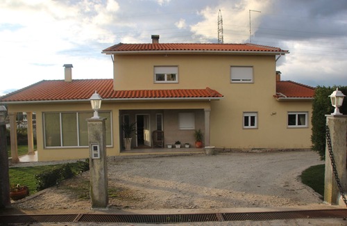 Celorico da Beira Villa | Habitaciones en chalet Sierra de la Estrella - Habitación cobas cbéamas de soltero