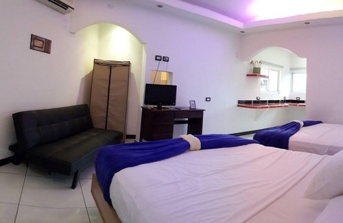 Pavas Cama Y Desayuno | Bed & Breakfast the Rock