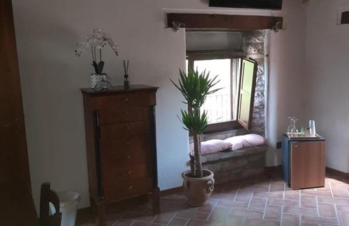 Sassoferrato Cama Y Desayuno | Bed & Breakfast Villa Monterosso
