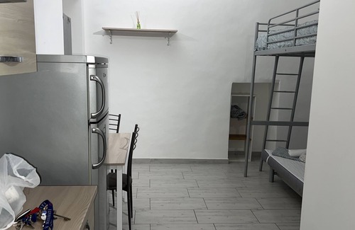 Aurora Apartamento | Bed2Go Brescia
