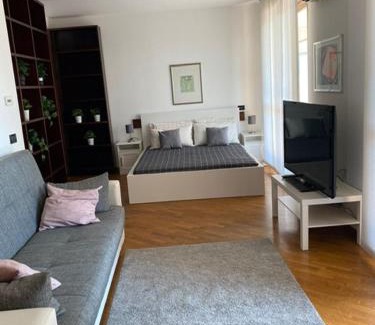 San Donato Milanese Casa | BedandBreakfast Eni Torri Lombarde San Donato BBqueen