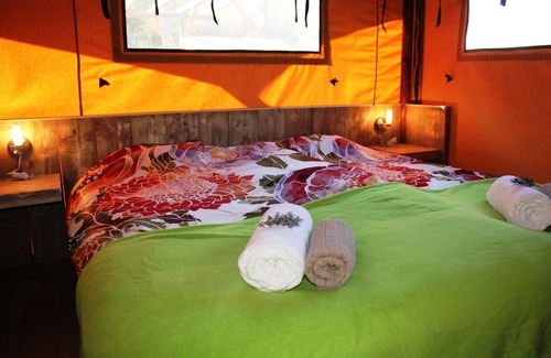 Malinha Cabina | Bedouine style glamping lodge in mini resort.