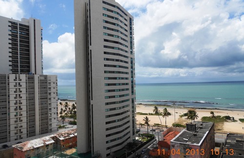 Pina Apartamento | CUARTO Y SALA MOBILIADO - Cerca de la Playa con vistas al mar