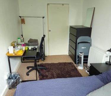 Oval Casa | Bedroom in Central London