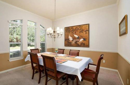 Cypress Casa | Bedroom with 3.5-Bathroom near Golf Course!