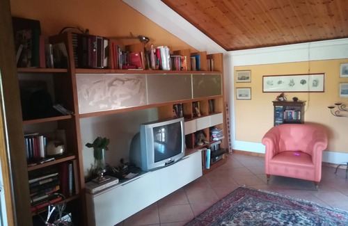 Sambucetole Casa | BEDS AND BIKES precioso apartamento en Umbria