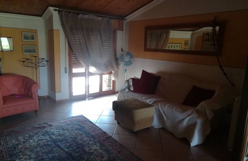 Sambucetole Casa | BEDS AND BIKES precioso apartamento en Umbria
