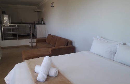 Nyanga Cama Y Desayuno | Bedsitter Bed & Breakfast in Nyanga near popular Attractions