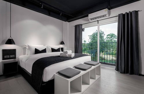 Chaweng City Center Hotel | BedTime Hotel Samui