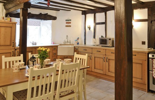 Westleigh Cabaña | Bee Bowl Cottage - HTTD