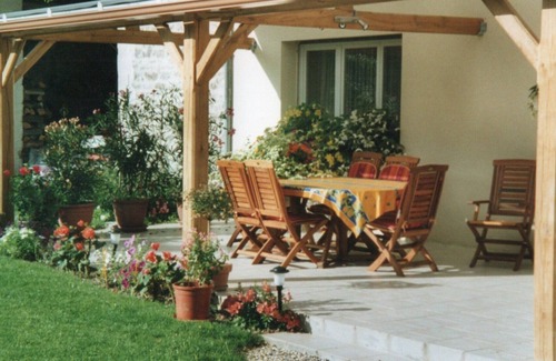 Coucy-les-Eppes Casa | Bee family cottage, sport, relaxation, hiking, mountain biking, walking