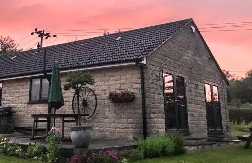 Alfreton Casa | Bee Keepers Cottage