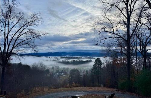 Mars Hill Otro | Bee Our Guest Mountain Top Glamping