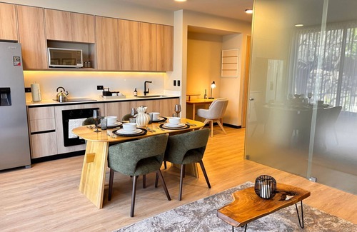Santa Ana Complejo | BEE Suites San José - Santa Ana