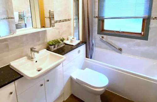 York Casa | Beech Lodge 5 Hot Tub