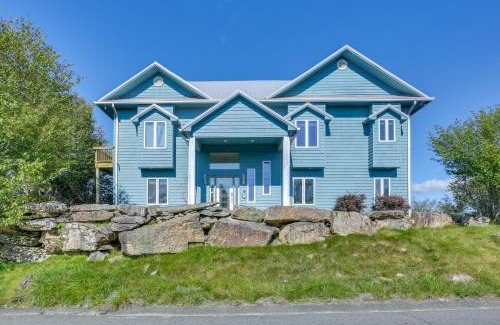Beech Mountain Casa | Beech Mtn Views, Next to Ski Resort Home with Decks