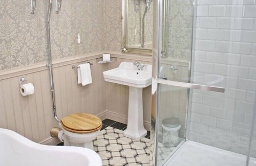 Dunmurry Hotel | Beechlawn House Hotel