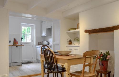 St. Breock Casa | Beehive Cottage