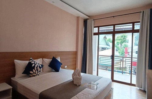 Barangay Buena Suerte Hotel | beehive elnido tourist inn
