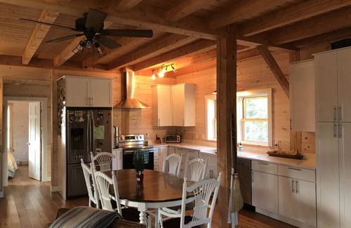 Vinalhaven Casa | Beeline Farm on Carver's Cove
