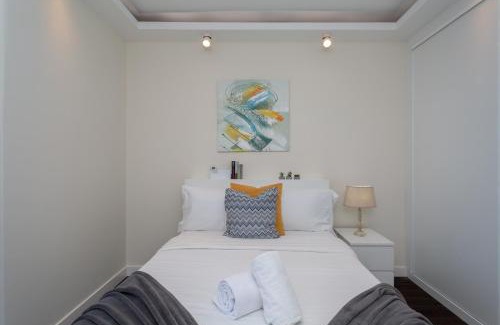 Paco De Arcos Apartamento | BeGuest Casa dos Poetas Oeiras Apartment