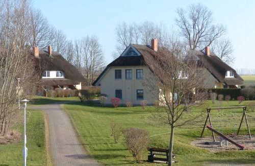 Puddemin Casa | Behagliches Reetdachhaus Eibe 1