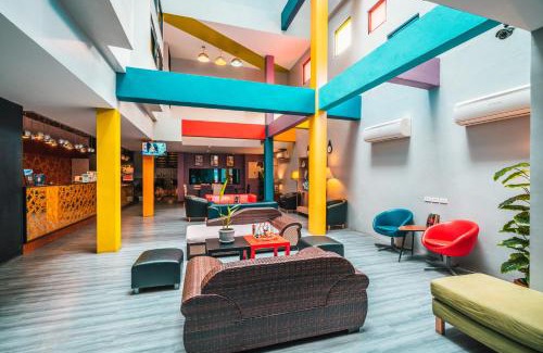 Chaweng City Center Hotel | Behind The Scene Hotel Club @ Samui