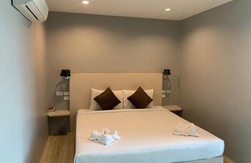 Chaweng City Center Hotel | Behind The Scene Hotel Club @ Samui
