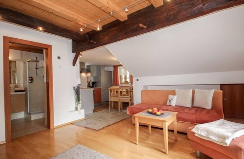 Zwieselstein Apartamento | Beim Holzschnitzer by Interhome