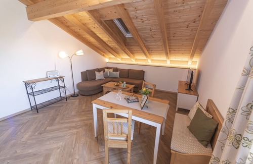 Truchlaching Apartamento | Rosaleda "Beim Plößl"