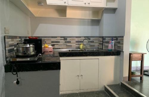 Candon Apartamento | Beinte Singko de Marso Apartments