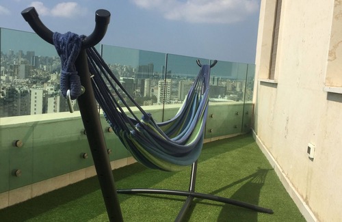 Haret Hreik Apartamento | Beirut Rooftop with panoramic view, terrace and private pool