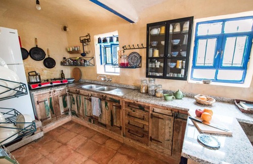 Tabaqat Fahl Cama Y Desayuno | Beit Al Fannan