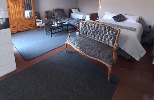 Polokwane Cama Y Desayuno | Beit-El BnB