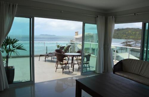 Canto Grande Apartamento | Belíssima cobertura duplex - De frente para o mar - Bombinhas-SC