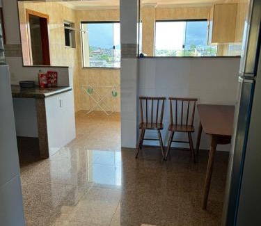 Iriri Apartamento | Belíssima Cobertura em IRIRI 4 andar inteiro do Prédio 2 Varanda