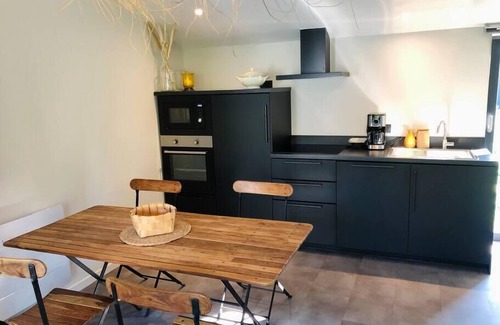Mesnil-Val-Plage Apartamento | Bel Air, Accès Piscine - Jacuzzi Privé - Terrasse