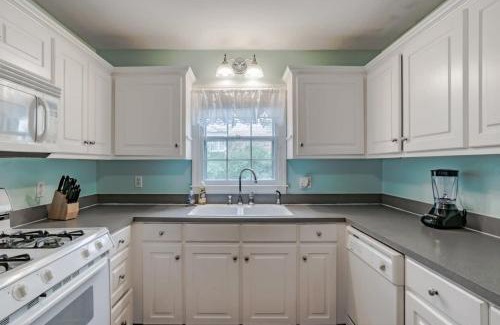 Mobile Casa | Bel-Air Bungalow- close to Midtown Highways and Downtown Mobile