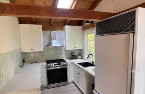 Tiburon Casa | Bel Aire Home with Huge Yard
