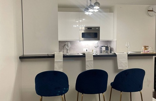 Saint-Cyr-l'Ecole Apartamento | Bel Appartement à 8 Minutes de Versailles et à 25 Minutes de Paris Centre