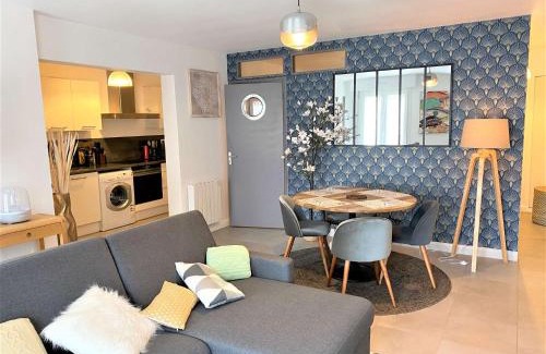 Tregastel Apartamento | Bel appartement avec WIFI à 200m plage, au centre de TREGASTEL - Réf 702