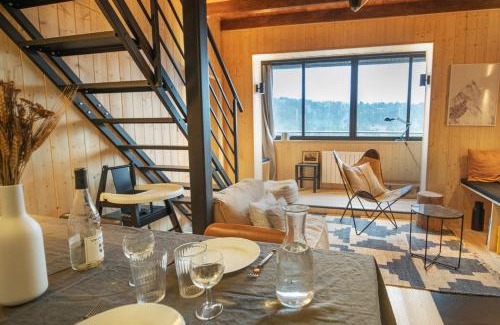 Greolieres les Neiges Apartamento | Bel appartement type chalet avec balnéo et jardin