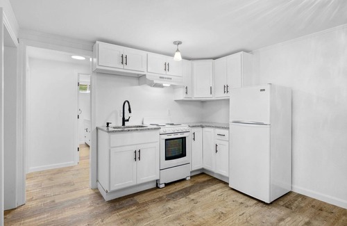Mashpee Casa | Bela Vida - Steps to John's Pond, Spacious, 4 Bedroom, 3 Bathroom, Sleeps 10