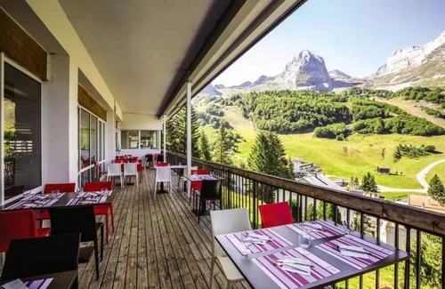 Eaux-Bonnes Apartamento | Belambra Clubs Gourette - Lou Sarri - Half board - Accommodation Classic 1 Bedroom 2 Adults and 1 Child with balcony